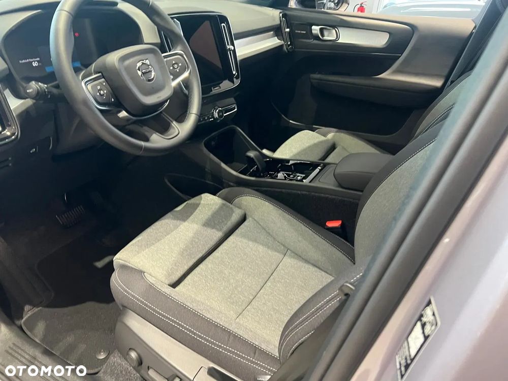 Volvo XC 40 B4 AWD Ultimate Dark - 17