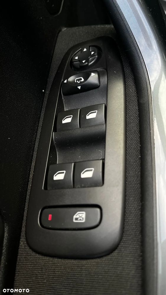 Peugeot 2008 PureTech 82 Style - 10