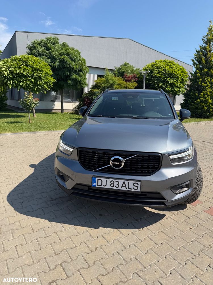 Volvo XC 40 D4 AWD R-Design - 6