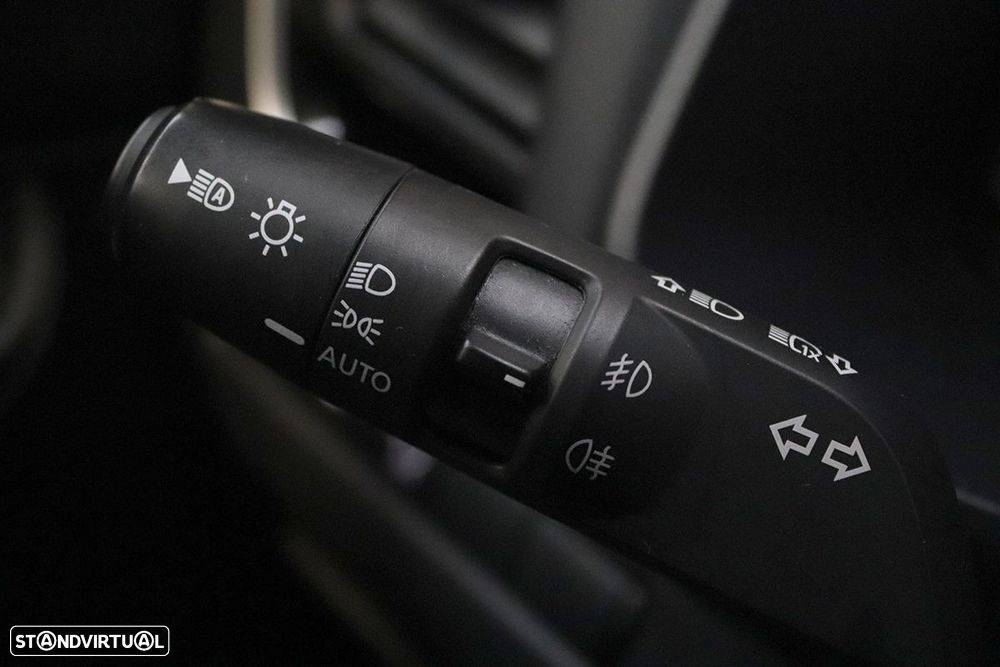 Nissan Qashqai 1.3 DIG-T N-Connecta Xtronic - 17