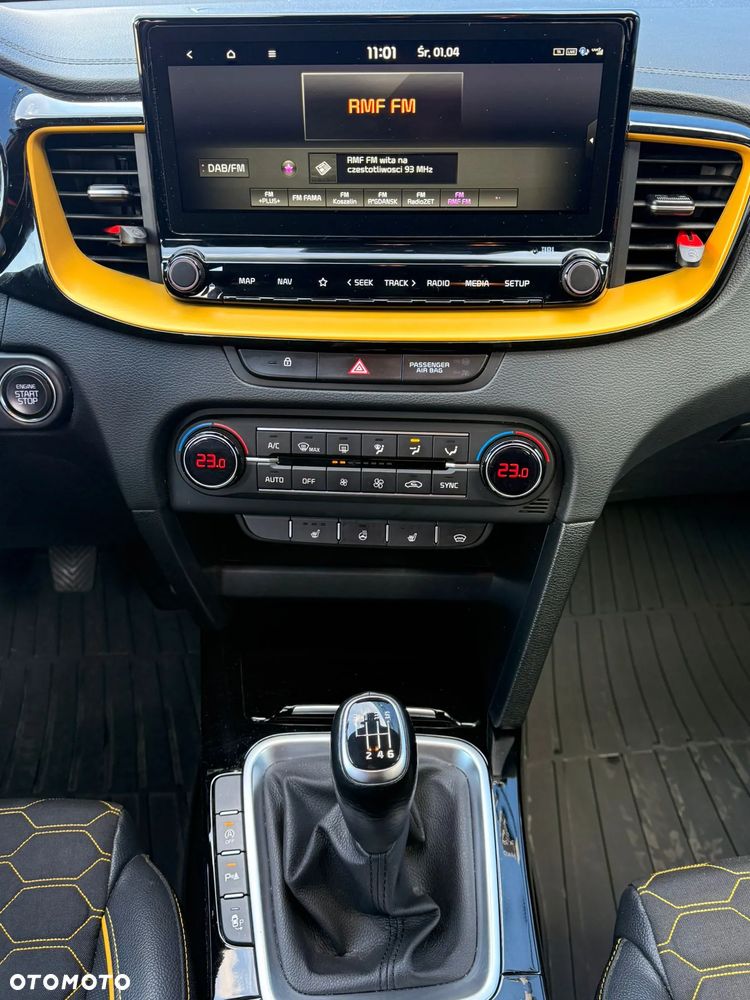 Kia XCeed 1.5 T-GDI Business Line - 39