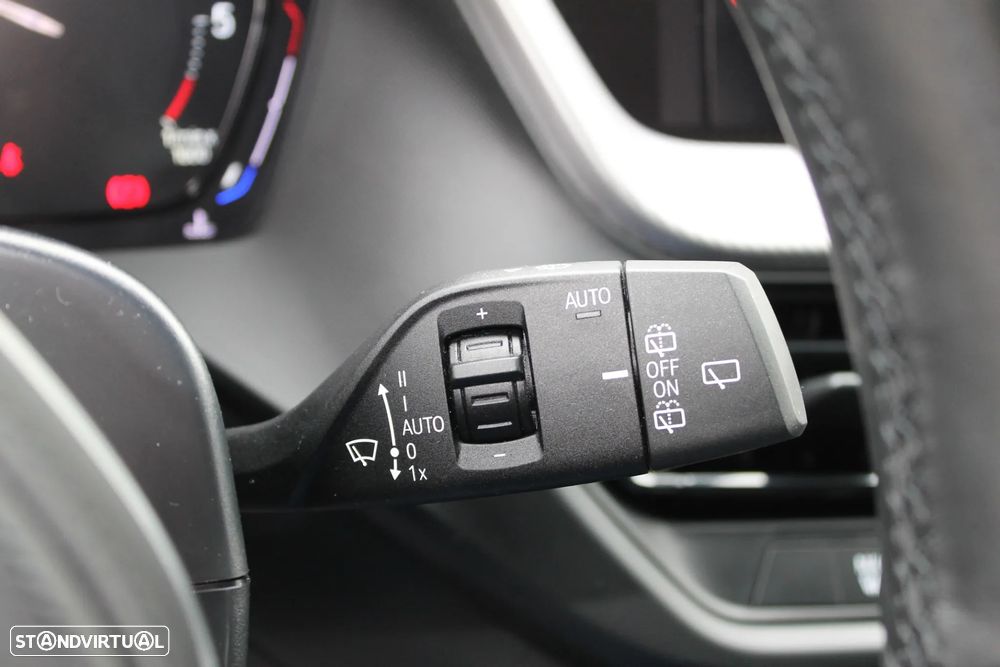 BMW 116 d Pack M - 31