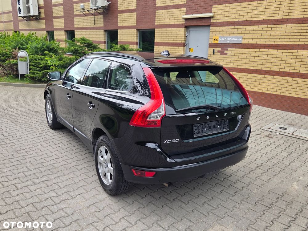 Volvo XC 60 D4 Geartronic Momentum - 22
