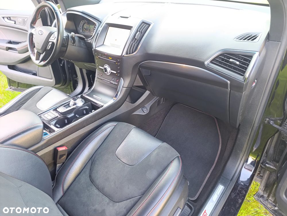 Ford Edge 2.0 EcoBlue Twin-Turbo 4WD ST-Line - 15