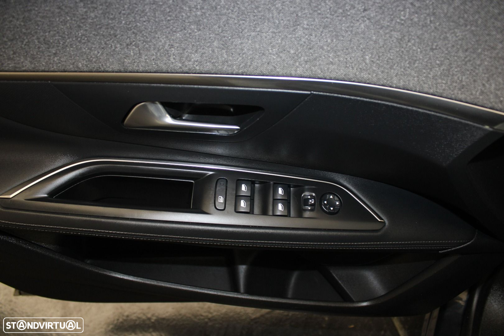 Peugeot 3008 1.5 BlueHDi Allure - 24