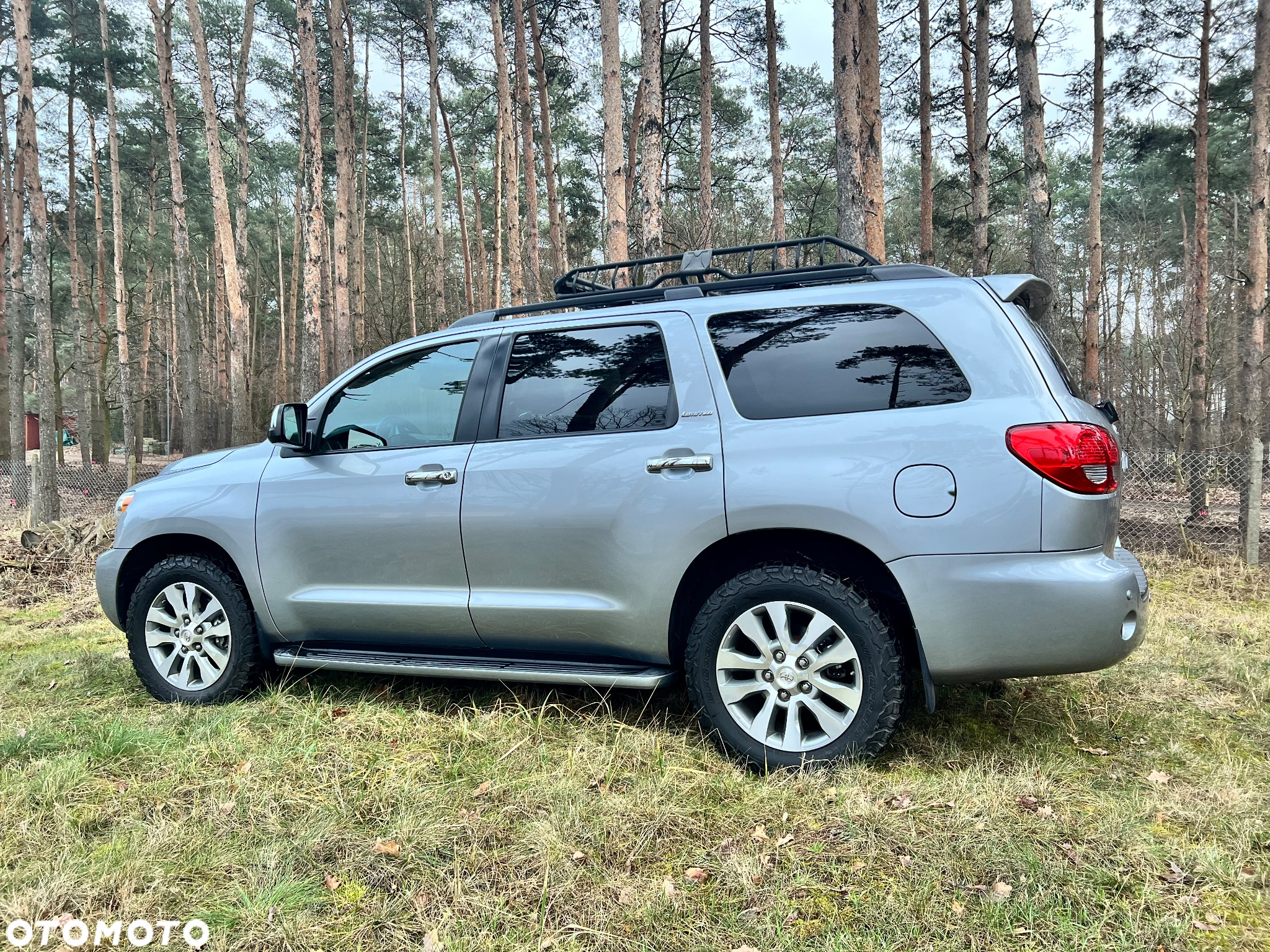 Toyota Sequoia - 4
