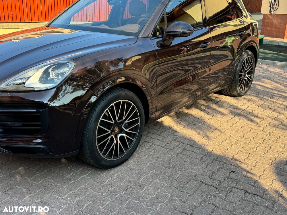 Porsche Cayenne - 11