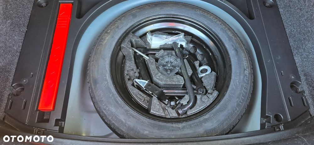 Volvo V40 D4 Ocean Race - 17