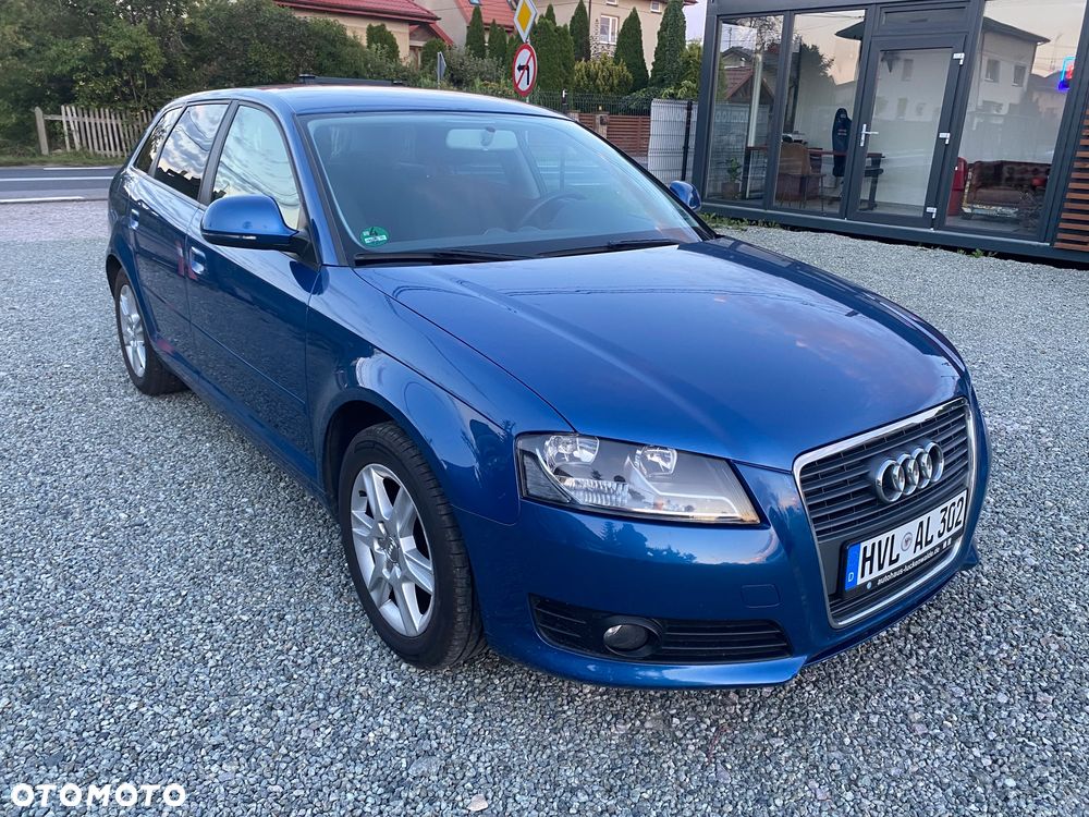 Audi A3 Sportback 1.6 Attraction - 3