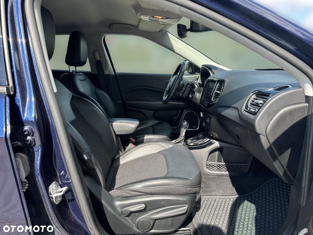 Jeep Compass - 13