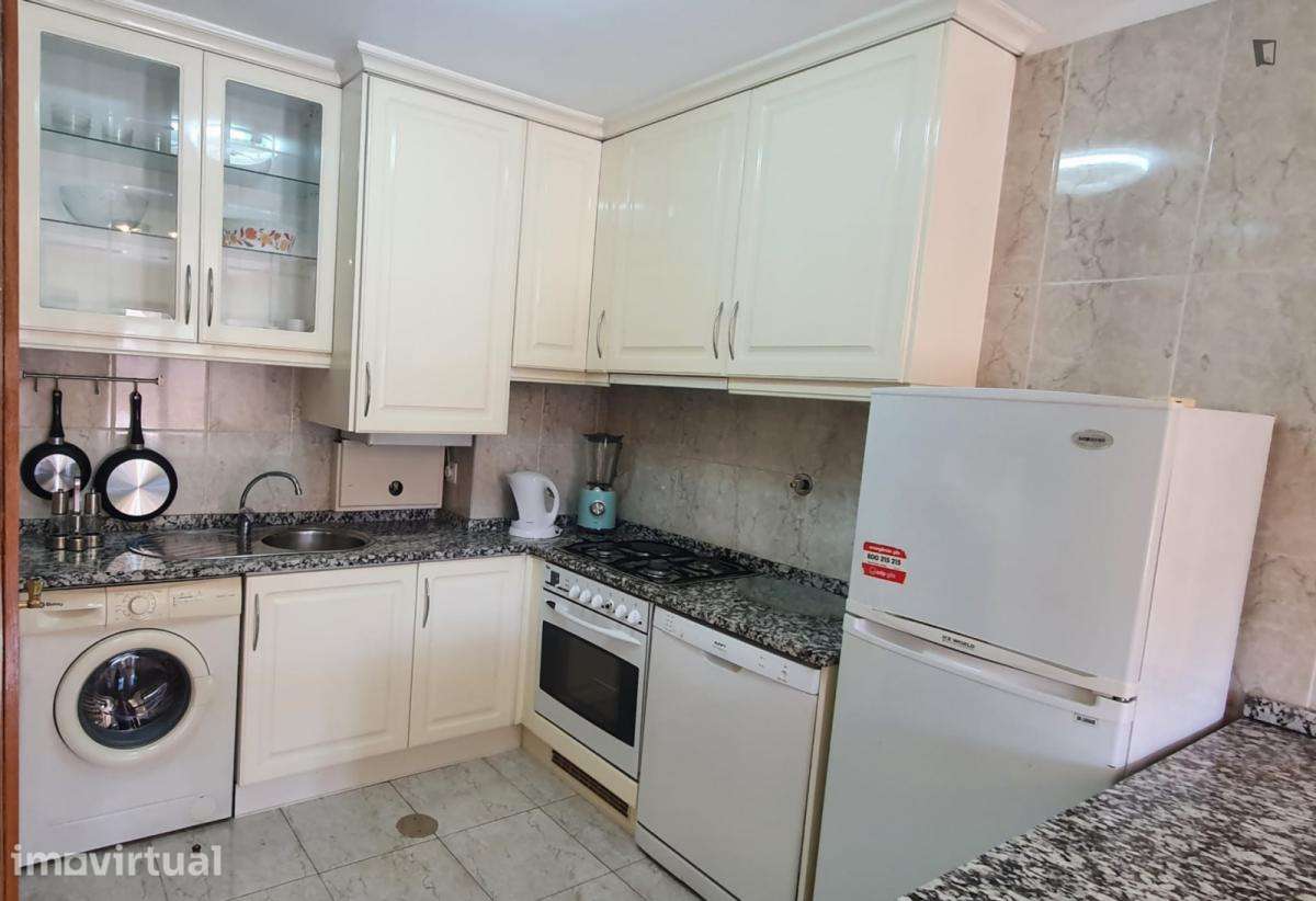 Apartamento com 1 quartos - localizado em São Mamede de Infesta Porto - Grande imagem: 5/8