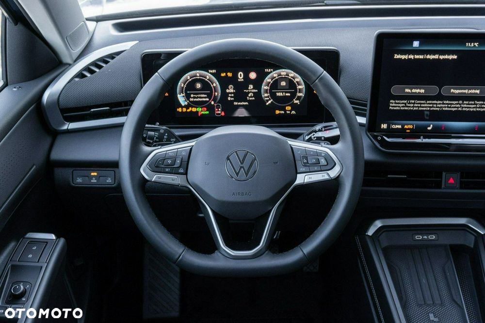 Volkswagen T-Roc - 18