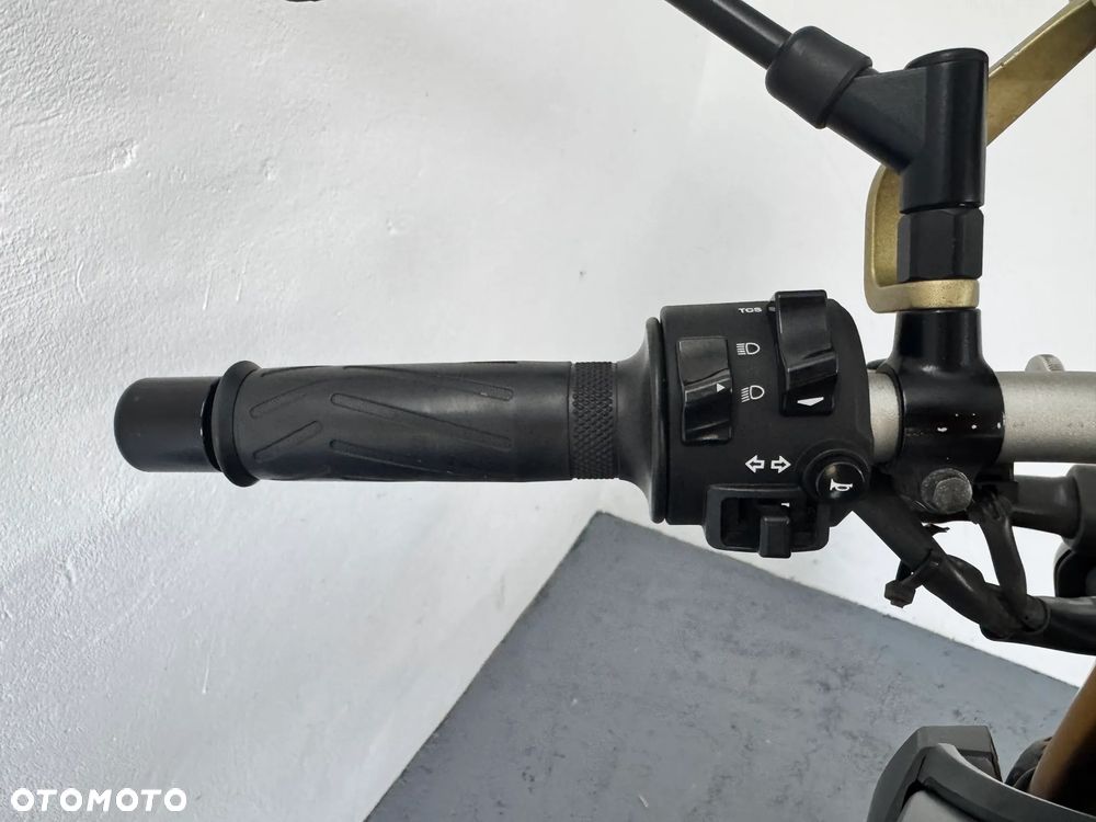 Yamaha MT - 20