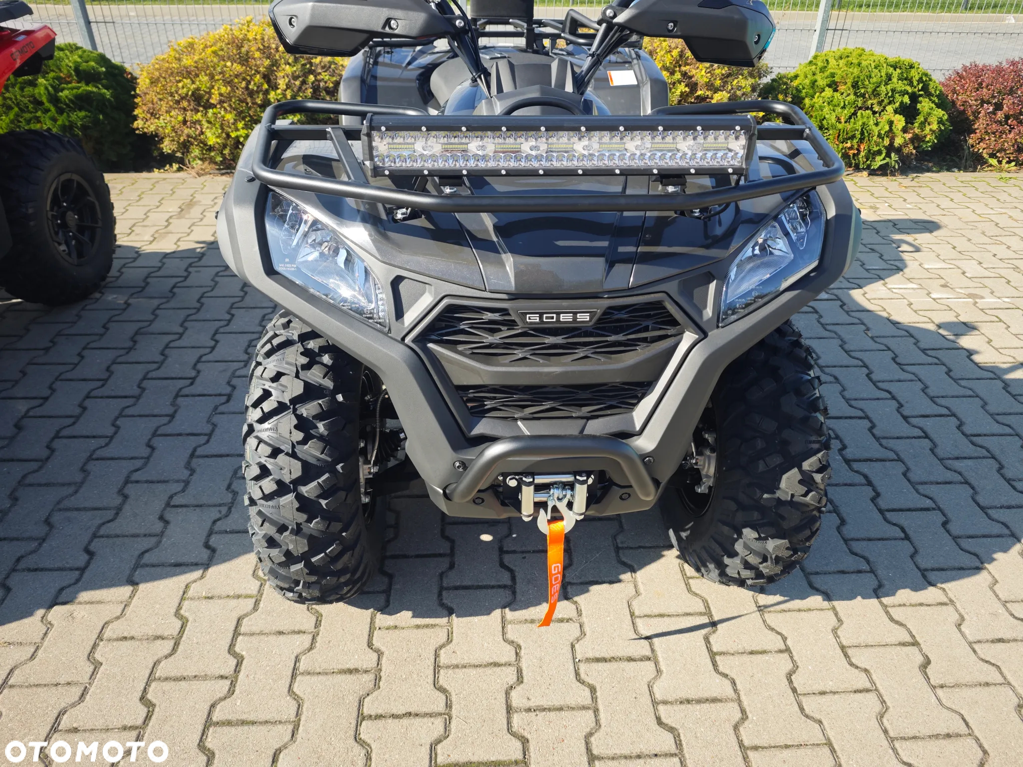 CFMoto CForce - 10