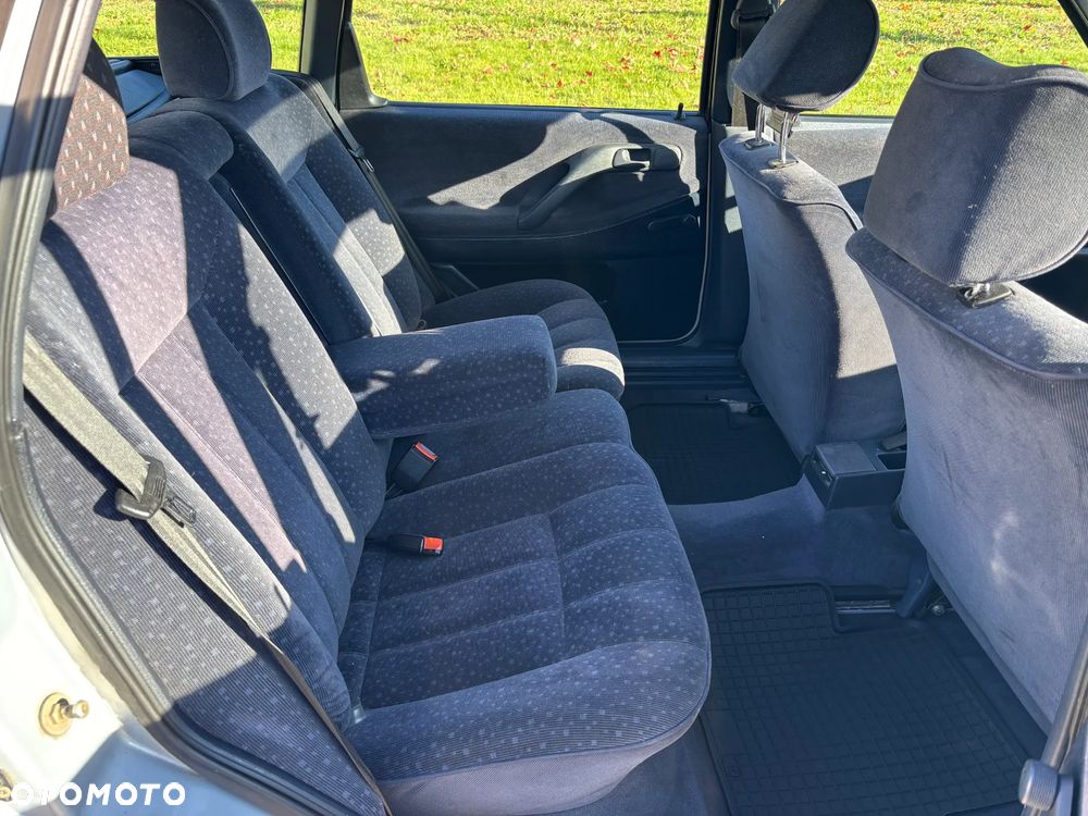 Volkswagen Passat Variant 1.8 GL - 5