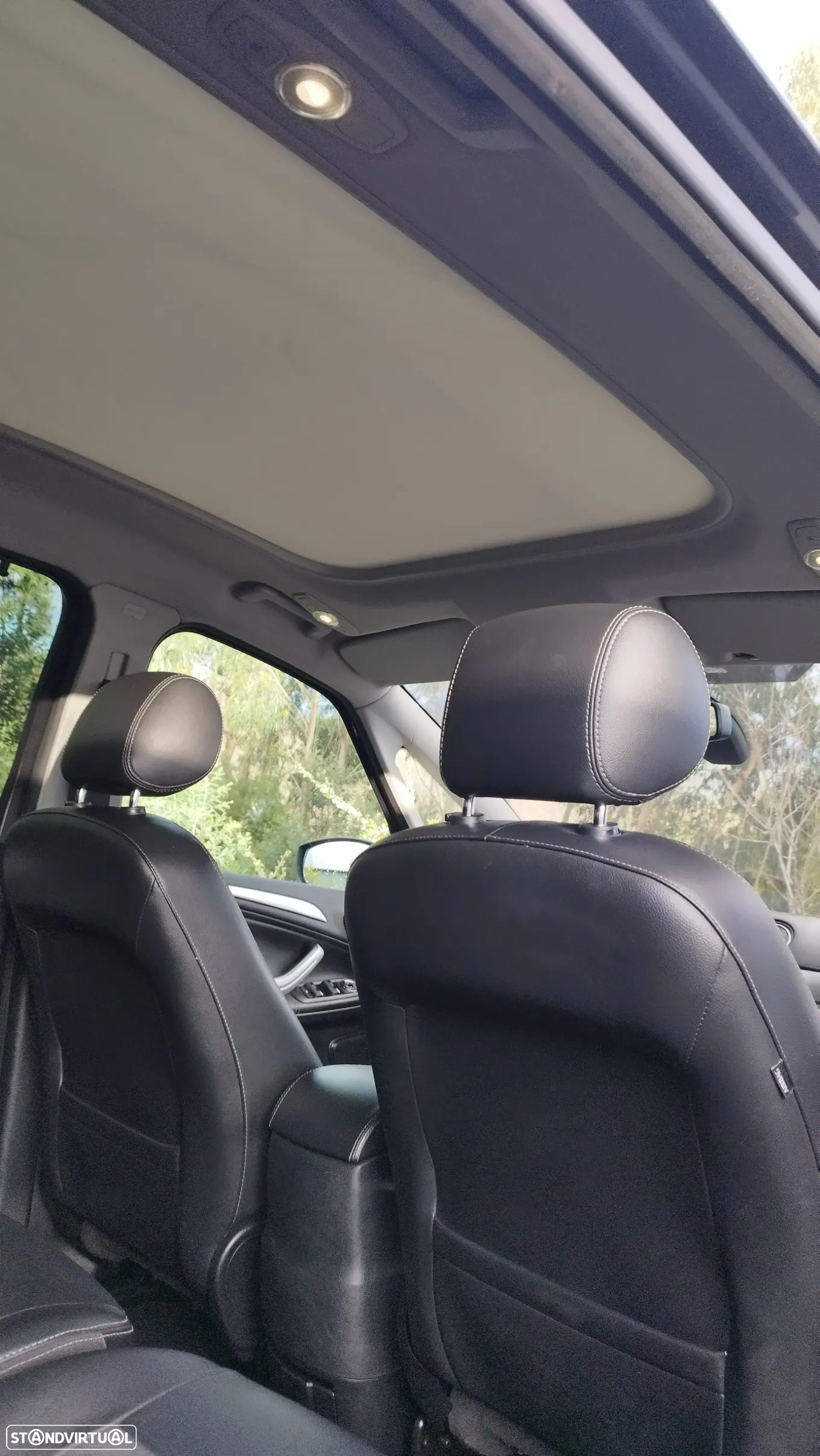 Ford S-Max 2.0 TDCi Titanium 7L 139g - 38
