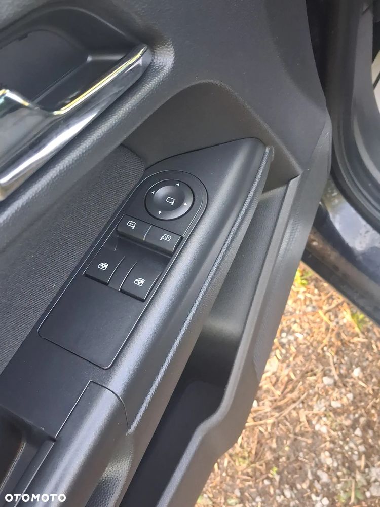 Opel Astra 1.6 Edition 111 Jahre - 9