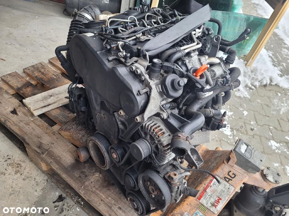 AUDI A4 B8 A4 Q5 EXEO SILNIK 2.0 TDI CAG CAGA KPL - 2