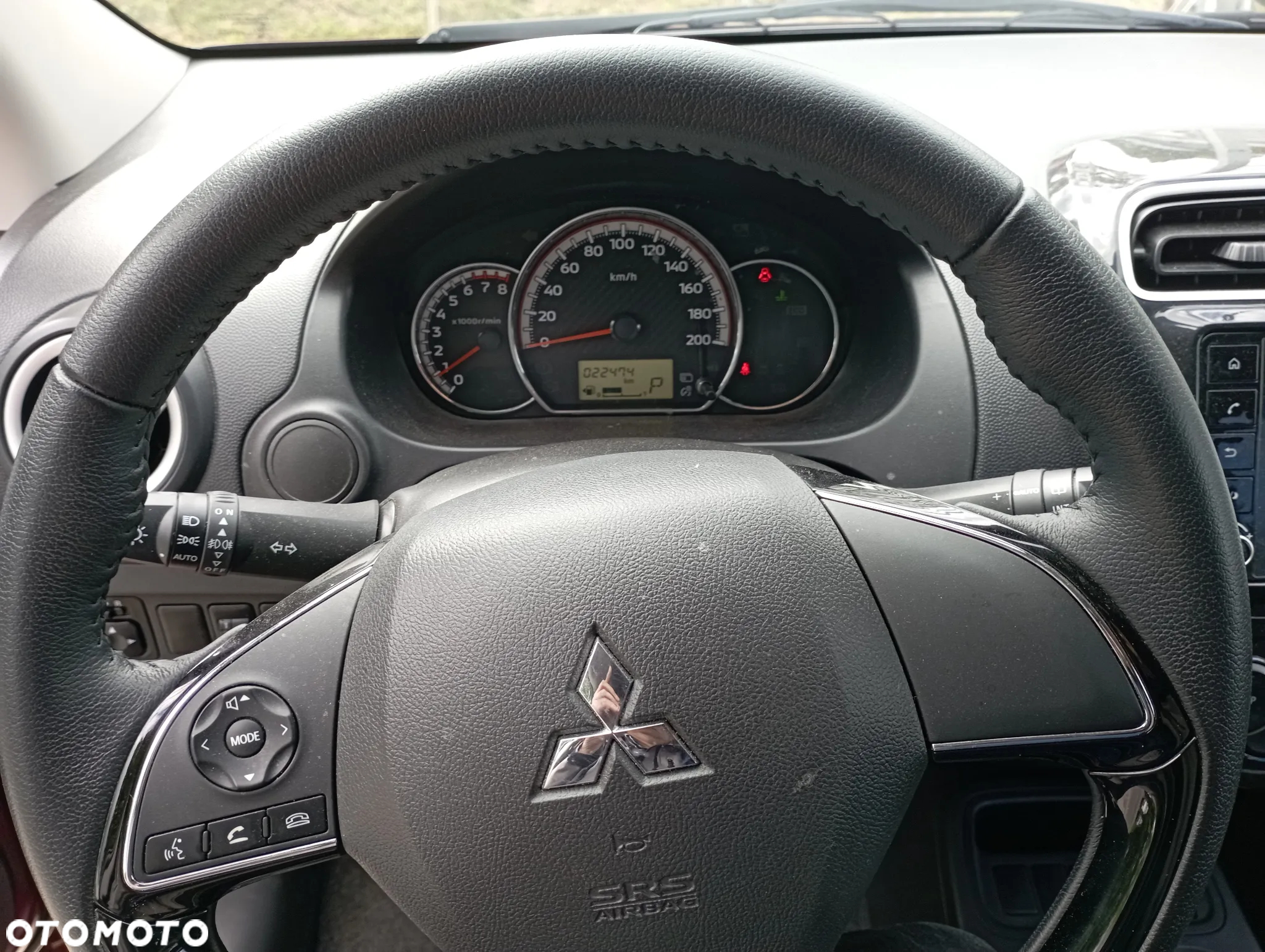 Mitsubishi Space Star 1.2 Intense SDA CVT - 12