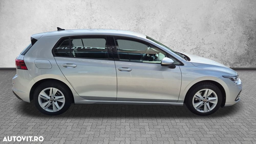 Volkswagen Golf 1.0 eTSI DSG MHEV Life - 18