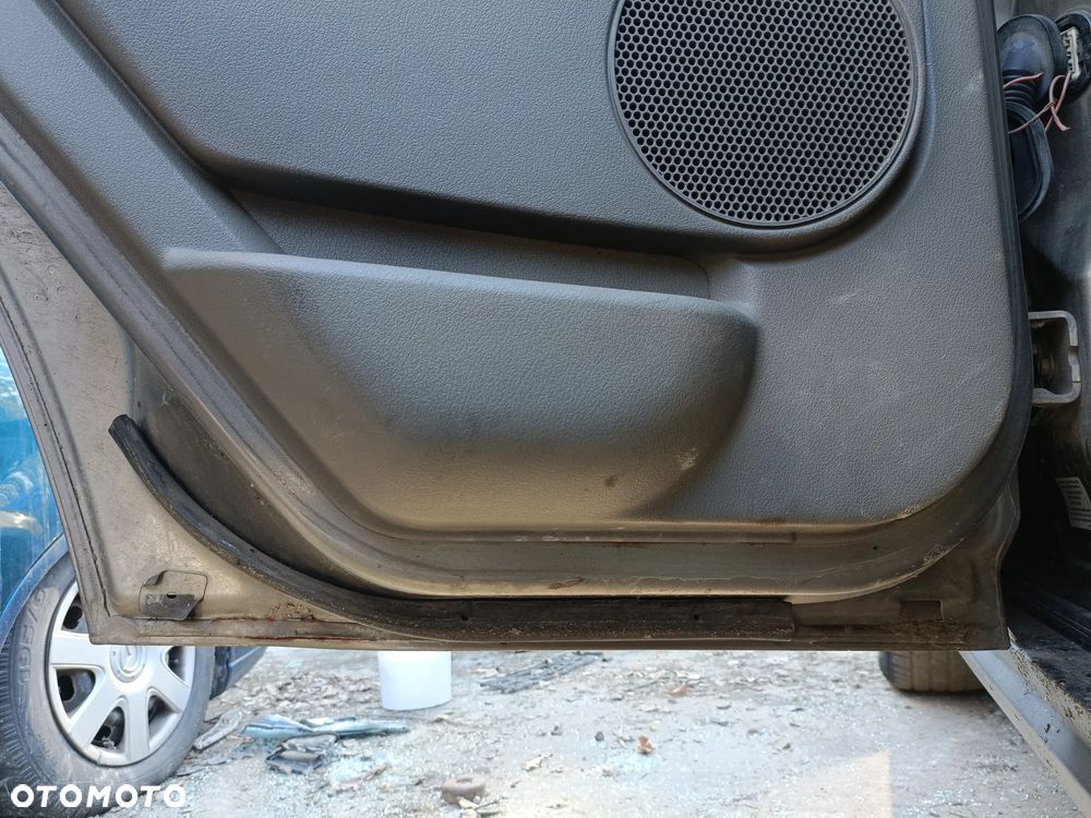 JEEP GRAND CHEROKEE III WK 04-10 2006 r. PJC drzwi lewy tył LT *JEEP GRAND CHEROKEE III WK 04-10 2006 r. PJC drzwi lewy tył LT * - 9