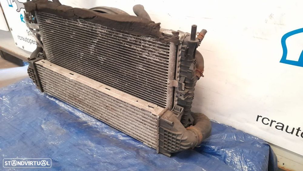 RADIADOR VENTILADOR INTERCOOLER ORIGINAL 1137328553 FORD FOCUS II 2 MK2 1.6 TDCI HHDA C30 - 2