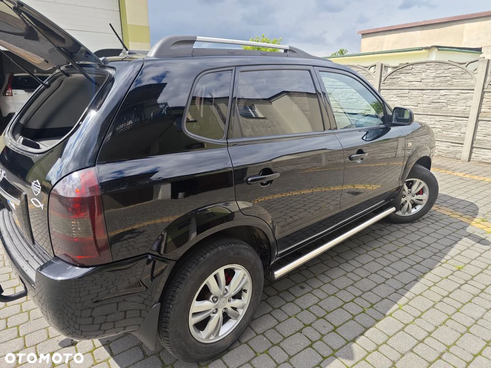 Hyundai Tucson 2.0 Comfort 2WD - 8