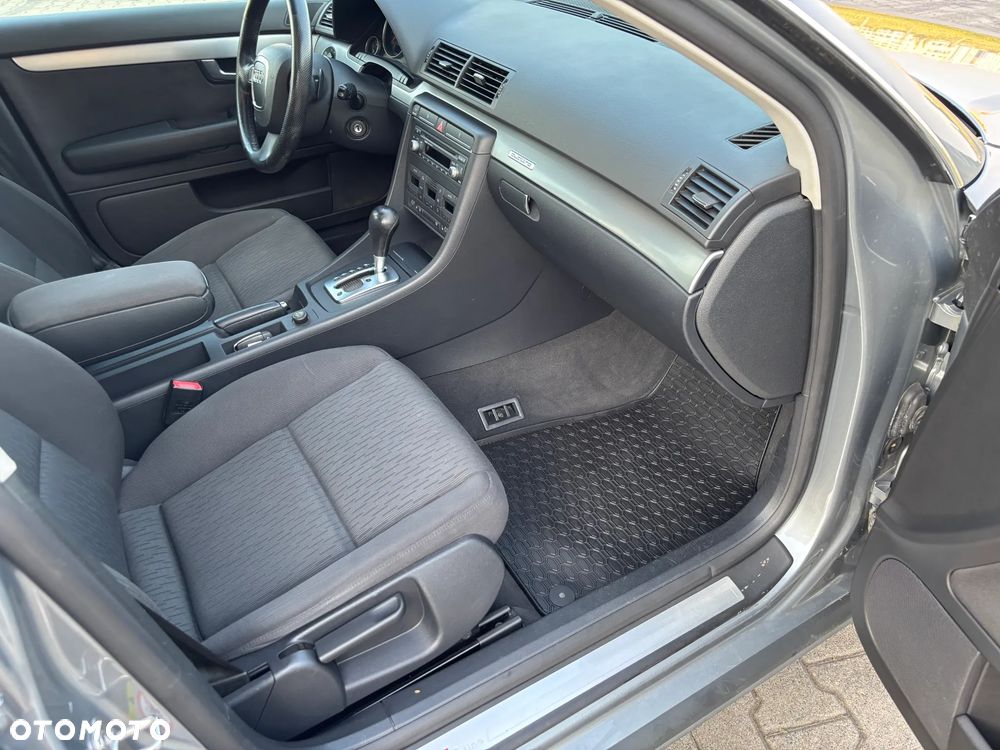 Audi A4 Avant 2.0 T FSI quattro tiptronic - 21