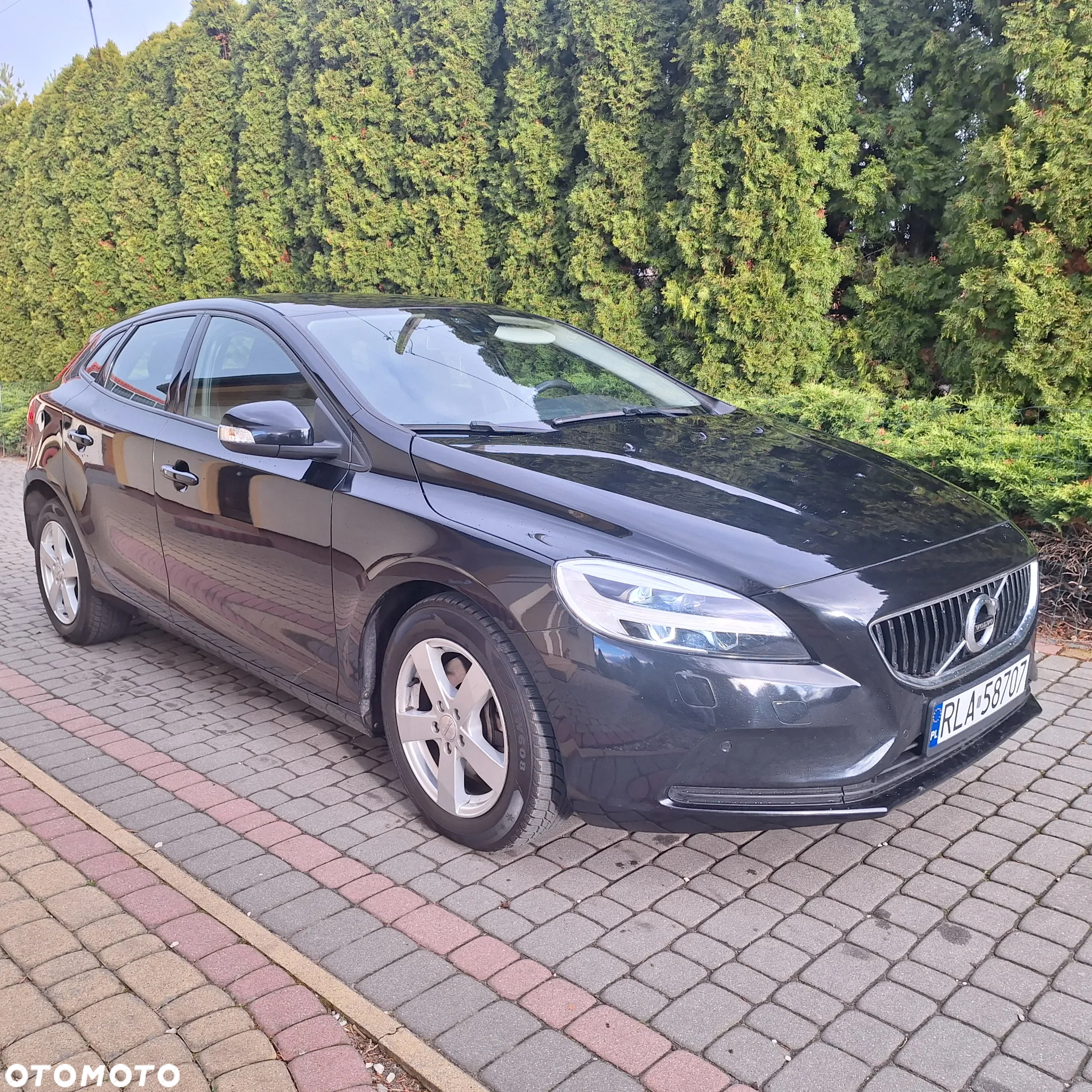 Volvo V40 D2 Drive-E Momentum - 2