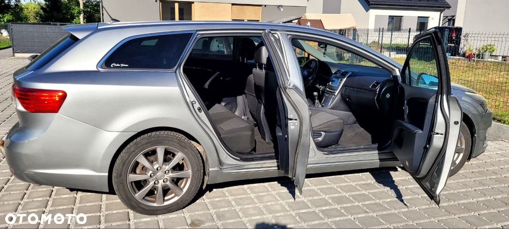 Toyota Avensis 2.2 D-4D Sol Plus NAVI - 5