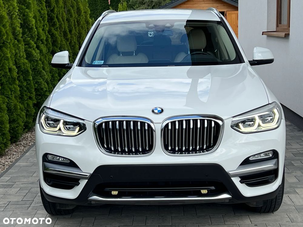 BMW X3 xDrive20d Luxury Line - 2