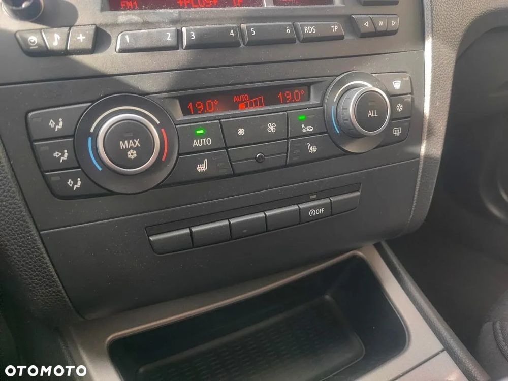 BMW Seria 1 116d - 24