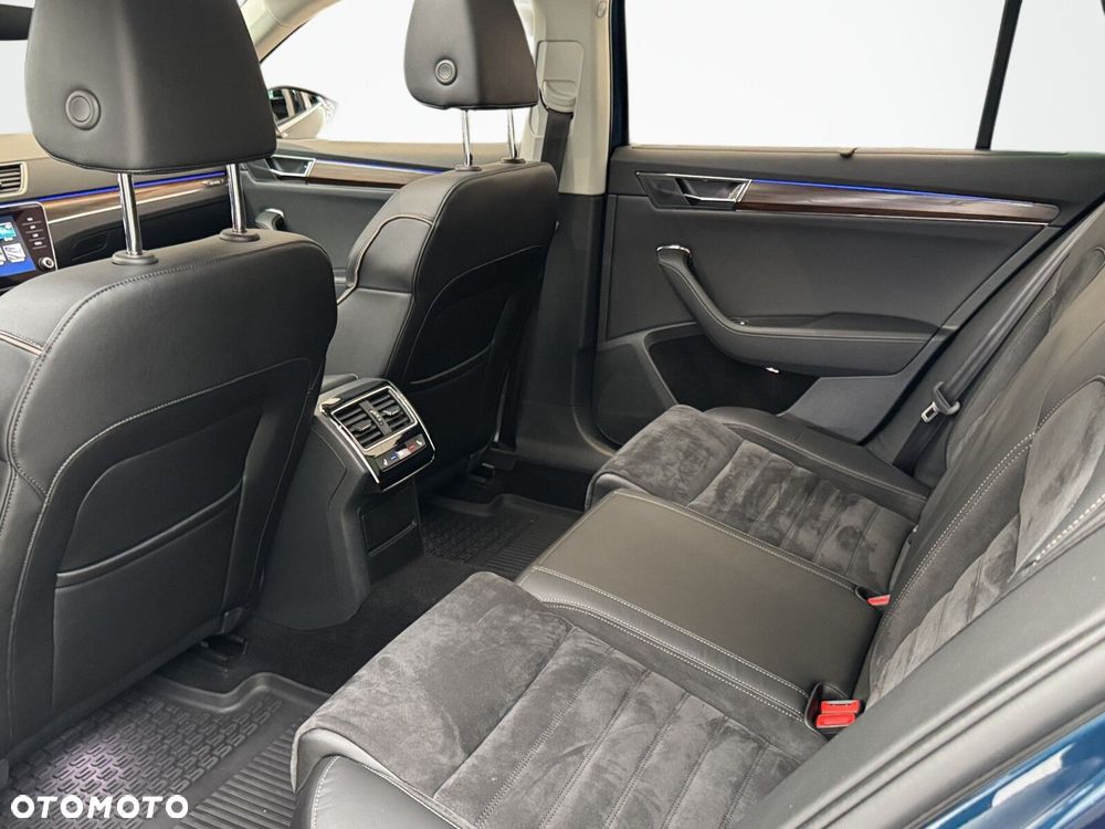 Skoda Superb 2.0 TDI SCR 4x4 Scout DSG - 15