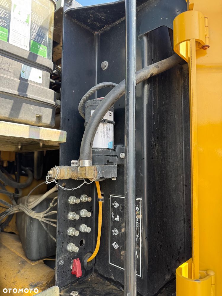 Caterpillar M315D 17000kg - 19