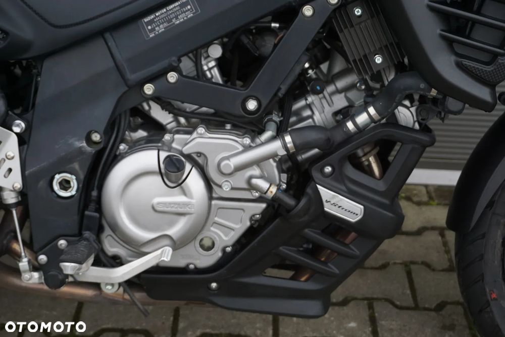 Suzuki V-STROM - 6