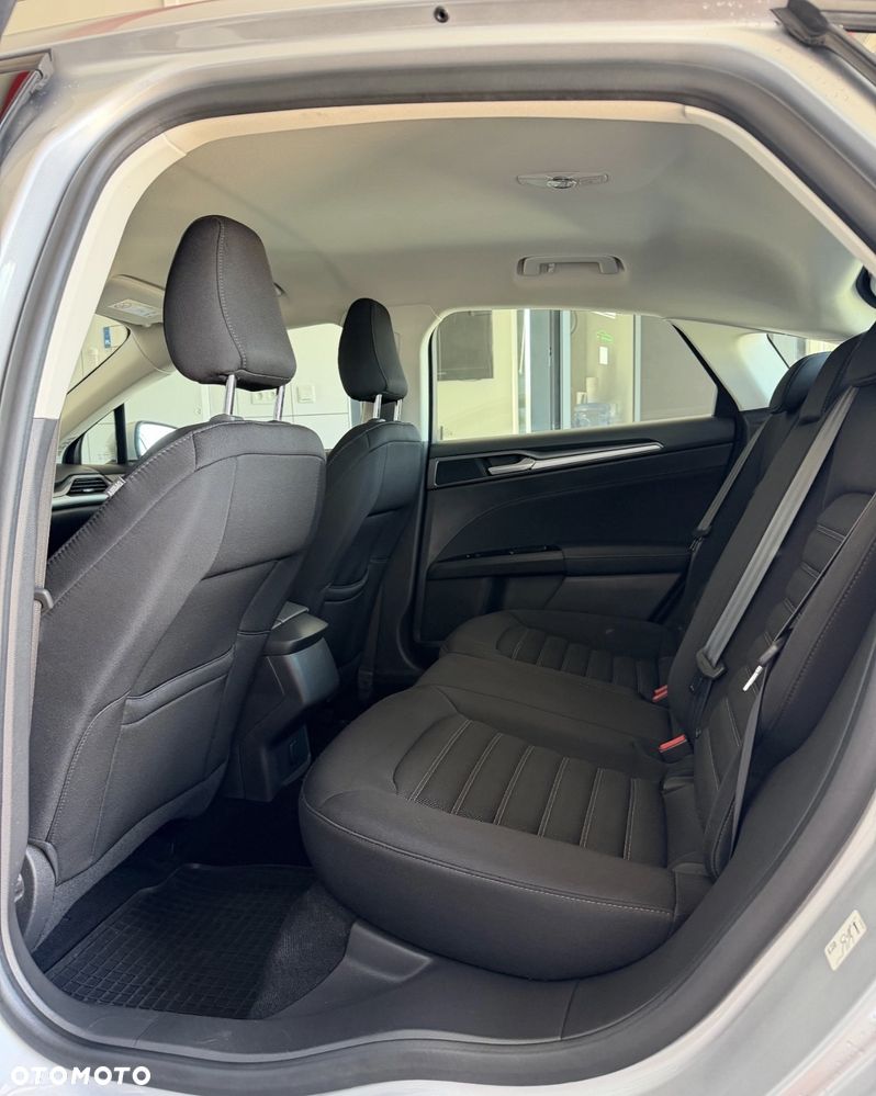 Ford Mondeo - 20