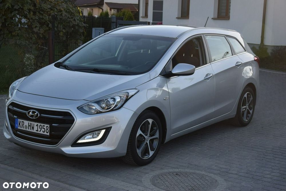 Hyundai i30 1.4 BlueDrive Comfort - 1