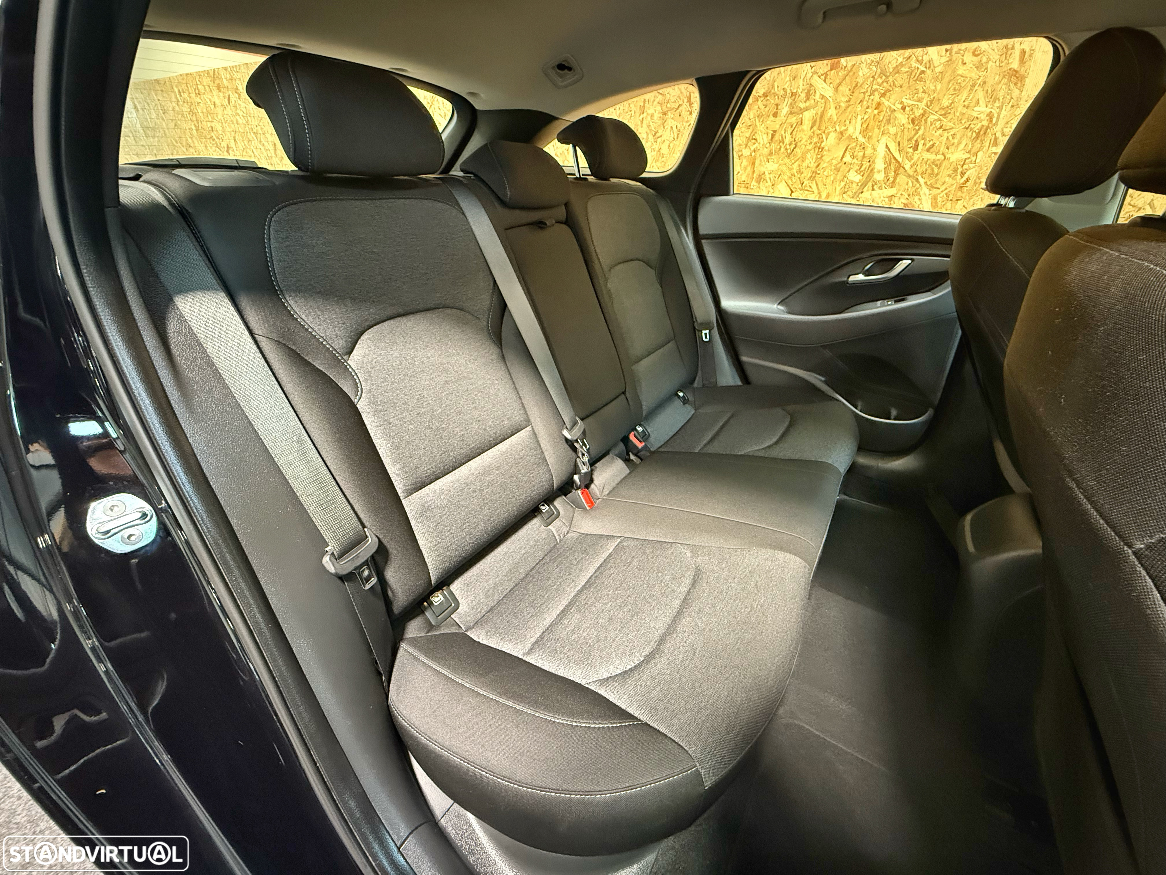 Hyundai i30 SW 1.0 T-GDI 48V-Hybrid DCT Connect & Go - 24