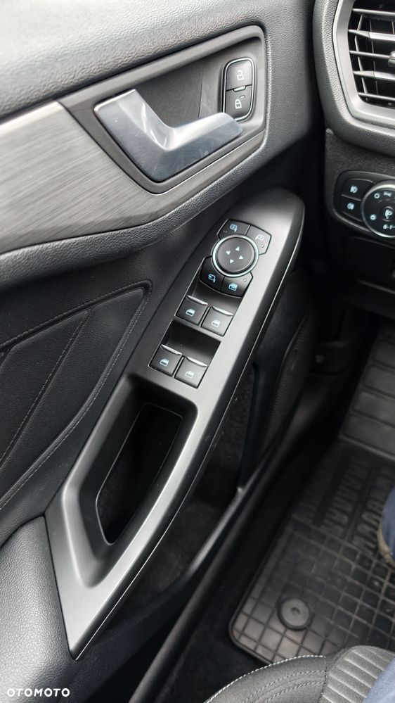 Ford Focus 1.5 EcoBlue SCR Titanium - 16