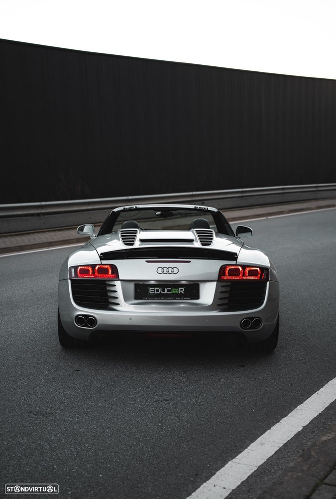 Audi R8 Spyder 4.2 FSI quattro R tronic - 1
