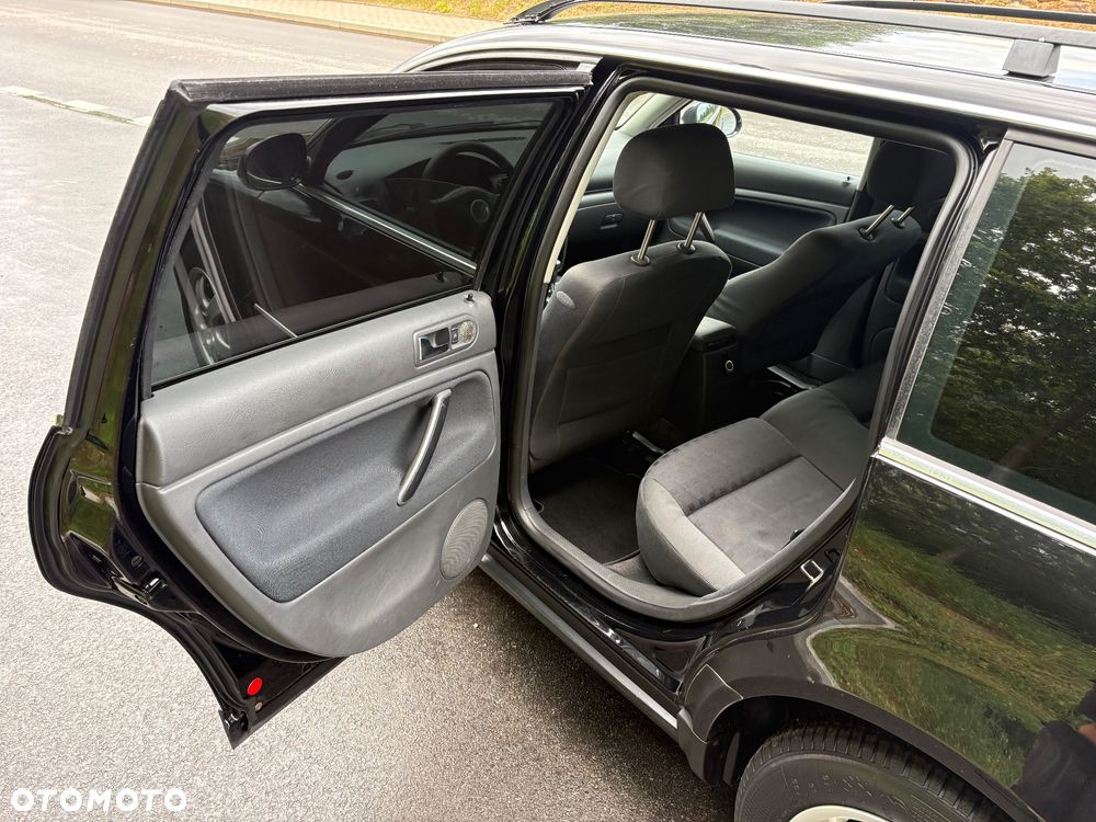 Volkswagen Passat - 21