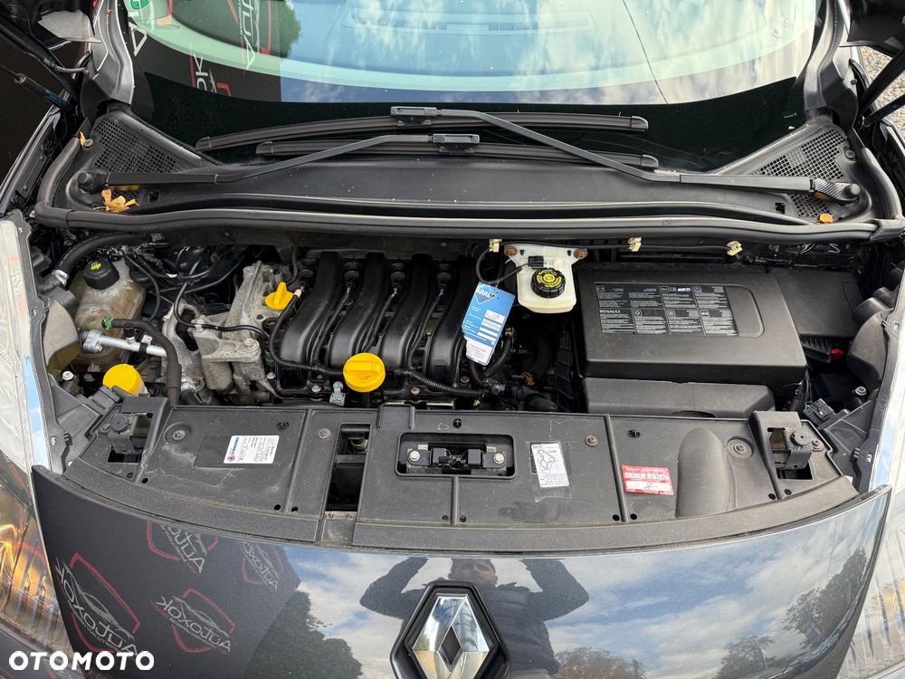Renault Scenic - 31