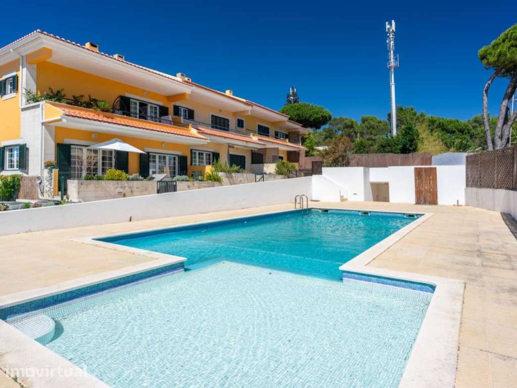 Moradia T4 em condomínio privado com piscina e jardim em Cascais - Grande imagem: 2/31