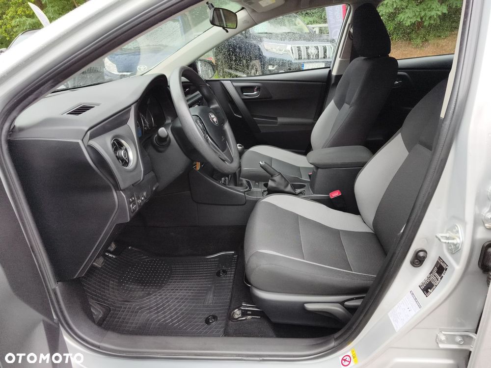 Toyota Auris 1.33 VVT-i Active - 16