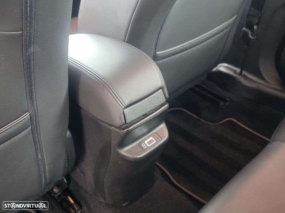 Jeep Avenger 1.2 GSE T3 Altitude - 16