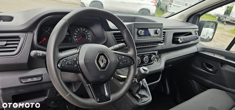 Renault TRAFIC 2.0 DCI 130 KM - 11