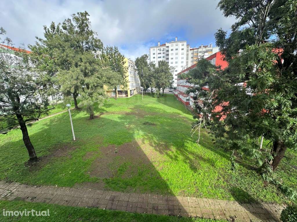 T2 Massamá Coopalme com arrecadação - Grande imagem: 2/10