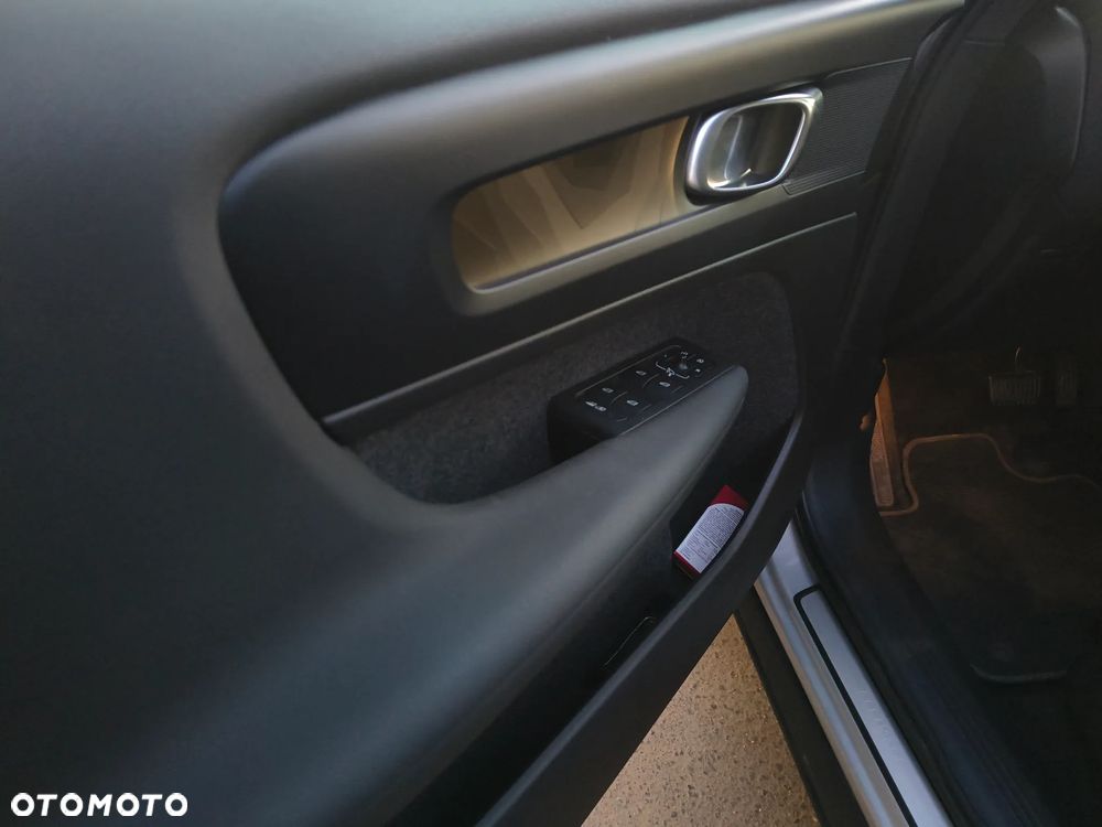 Volvo XC 40 73kWh P6 Recharge Plus - 28