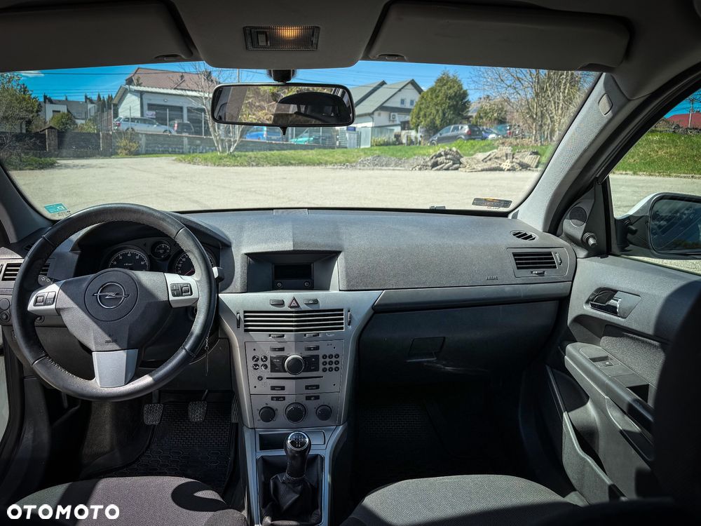 Opel Astra 1.6 Enjoy - 8