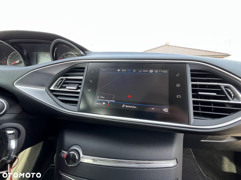 Peugeot 308 1.5 BlueHDi Active Pack S&S EAT8 - 19